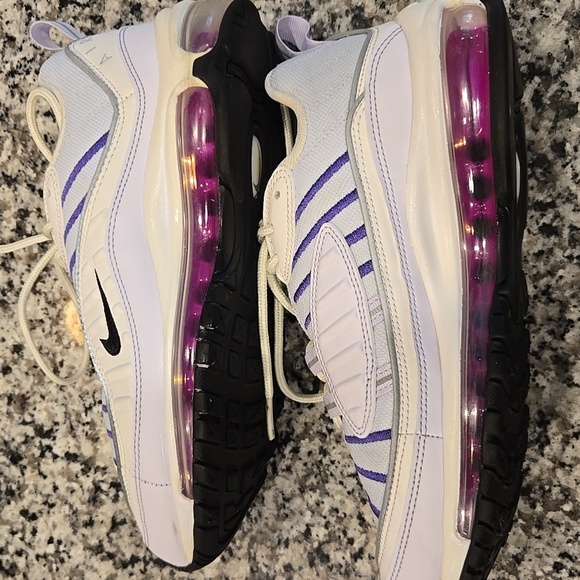 NIKE AIR MAX 98 IN FOOTBALL GREY/BLACK. SIZE 7.5 - Picture 10 of 12